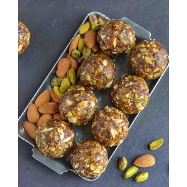 Dates laddu